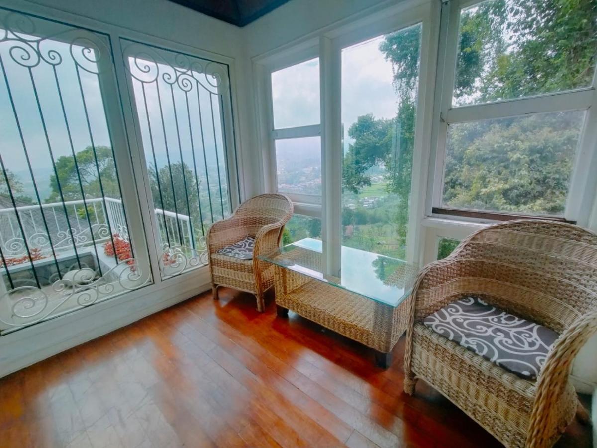 Villa Santika Puncak Pass Cimacan المظهر الخارجي الصورة