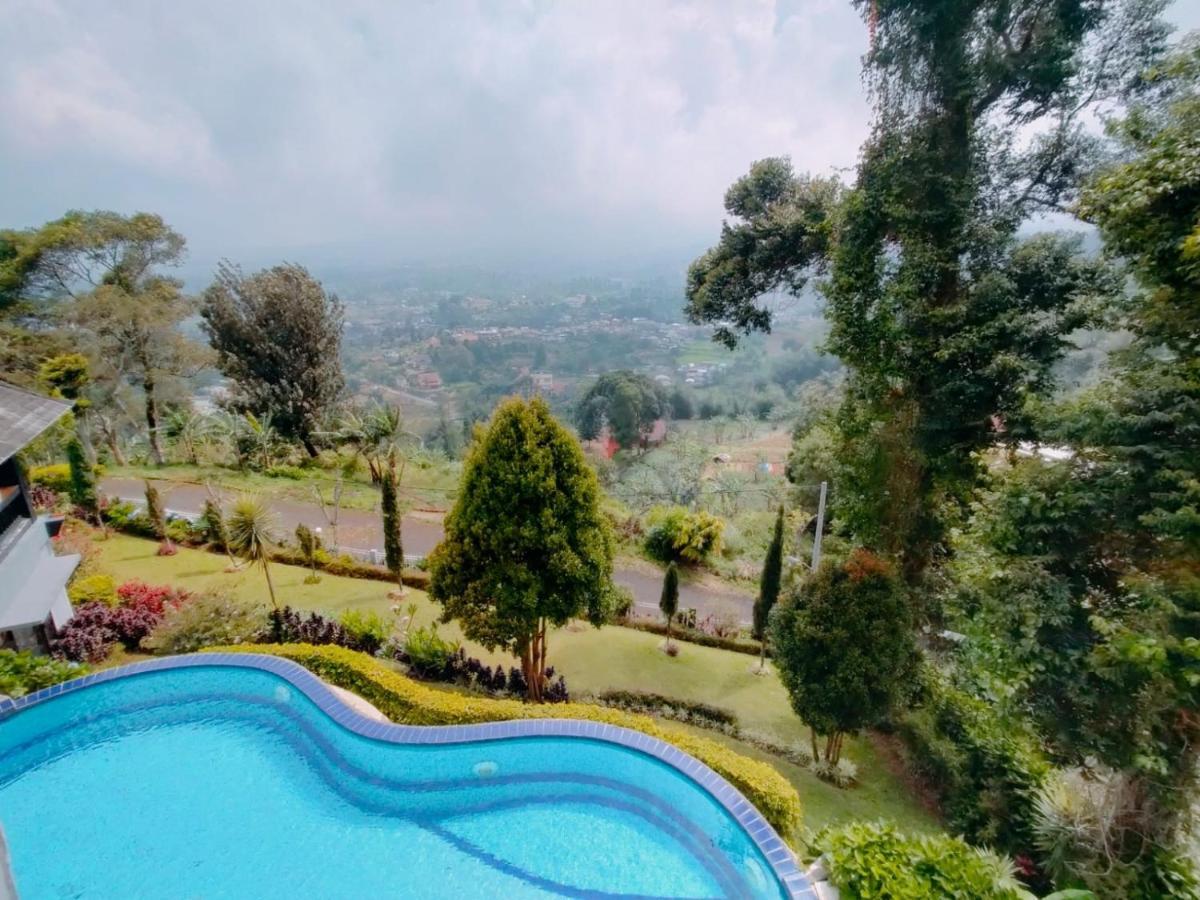 Villa Santika Puncak Pass Cimacan المظهر الخارجي الصورة